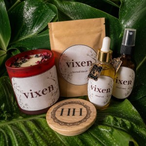 Vixen Ritual Set | Allure, Confidence, Magnetism | Ritual Candle, Oil, Mist, & Herbal Blend | Gift Bundle